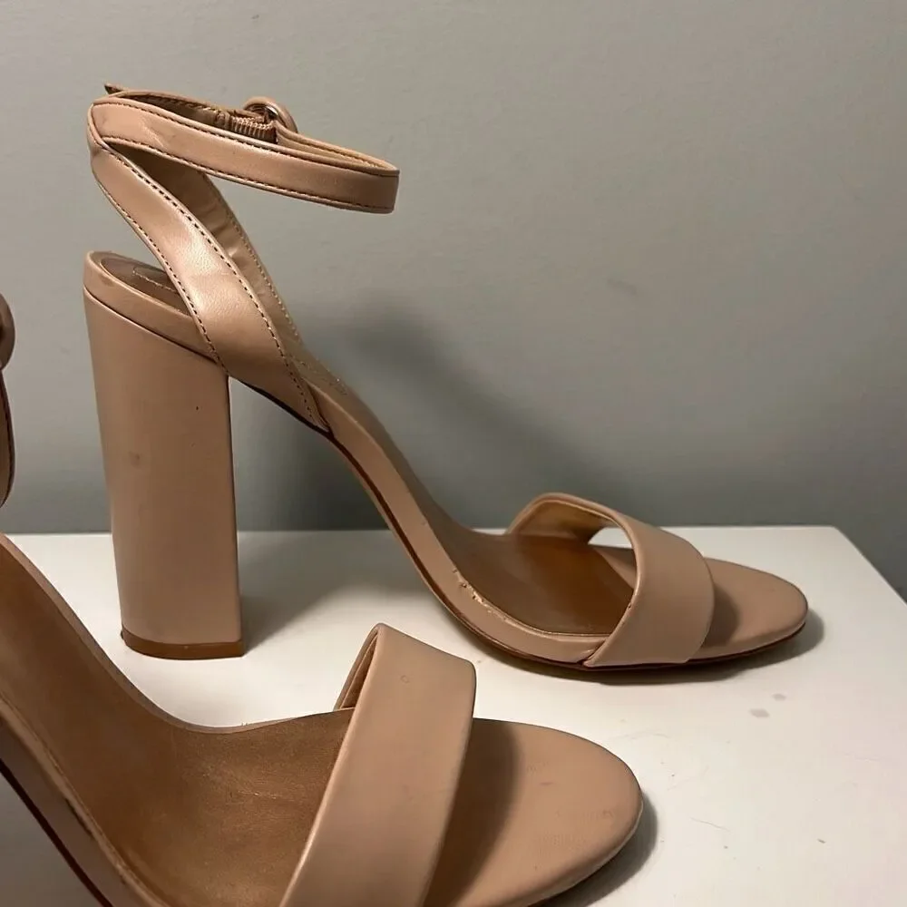 Mix No. 6 Women's Lole Nude Patent Leather Ankle Strap Heels